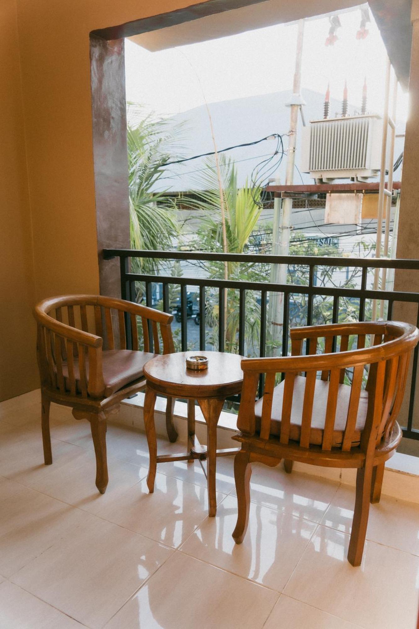Apartamento Dara House Kuta Lombok Exterior foto